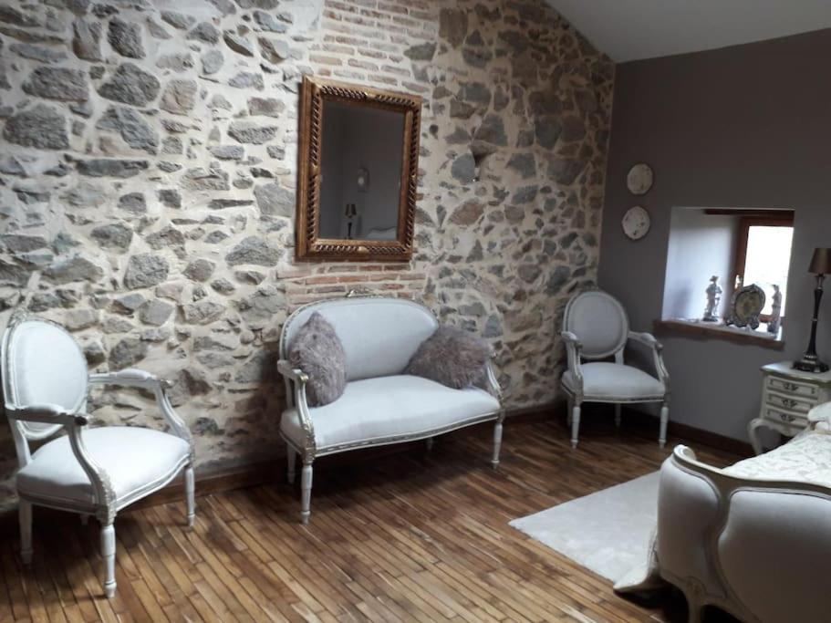 לינה וארוחת בוקר Amailloux Le Magnoux Peaceful Retreat מראה חיצוני תמונה