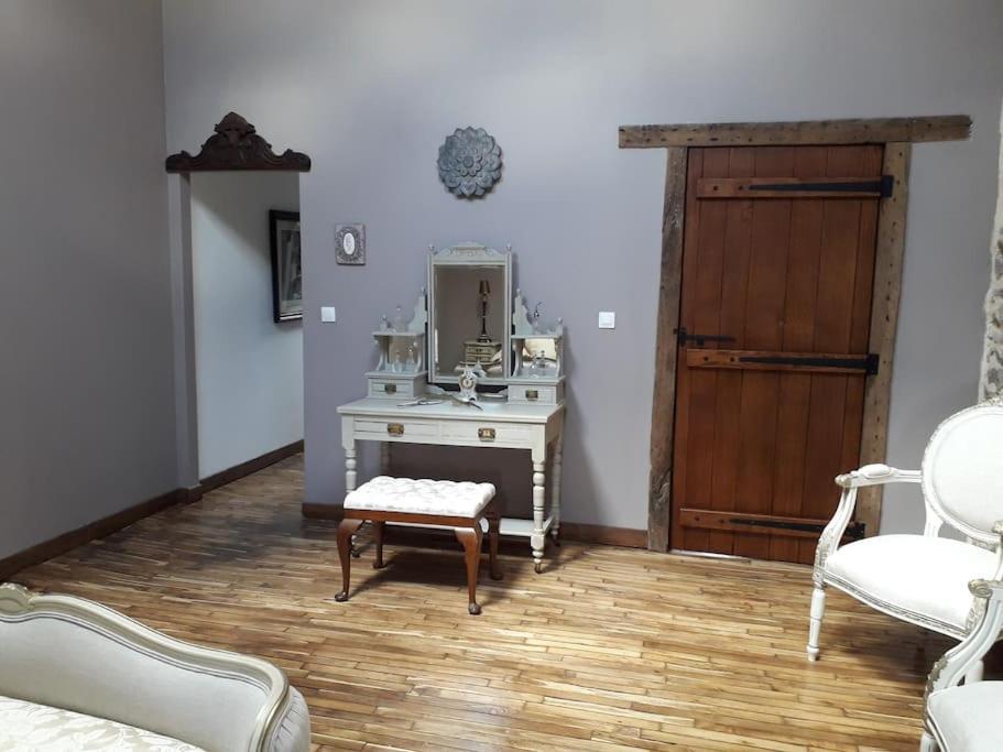 לינה וארוחת בוקר Amailloux Le Magnoux Peaceful Retreat מראה חיצוני תמונה